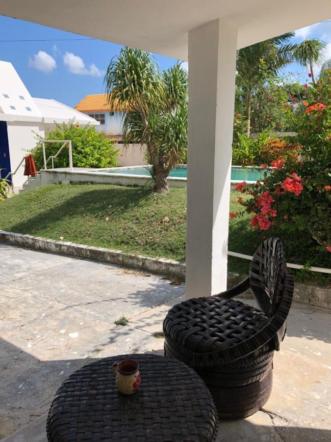 Casa Sol y Luna Bacalar Bed and Breakfast Exterior foto