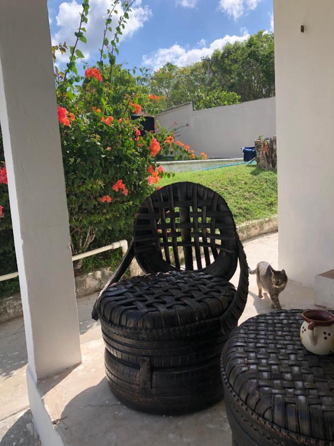 Casa Sol y Luna Bacalar Bed and Breakfast Exterior foto