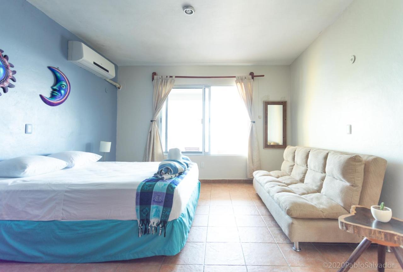 Casa Sol y Luna Bacalar Bed and Breakfast Exterior foto