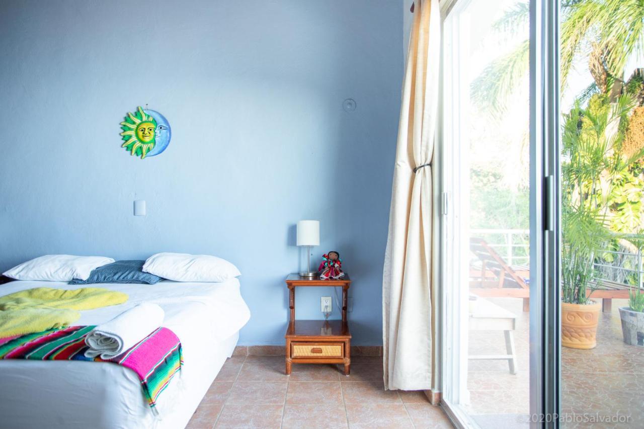 Casa Sol y Luna Bacalar Bed and Breakfast Exterior foto